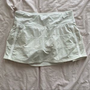 Lululemon pace rival mid-rise skirt